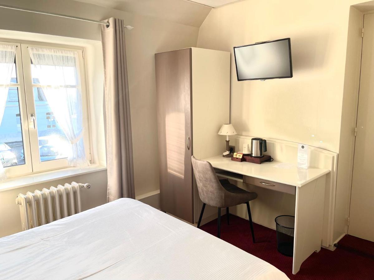 Hotel - Restaurant "Histoire De Bistrot" Isbergues Kültér fotó